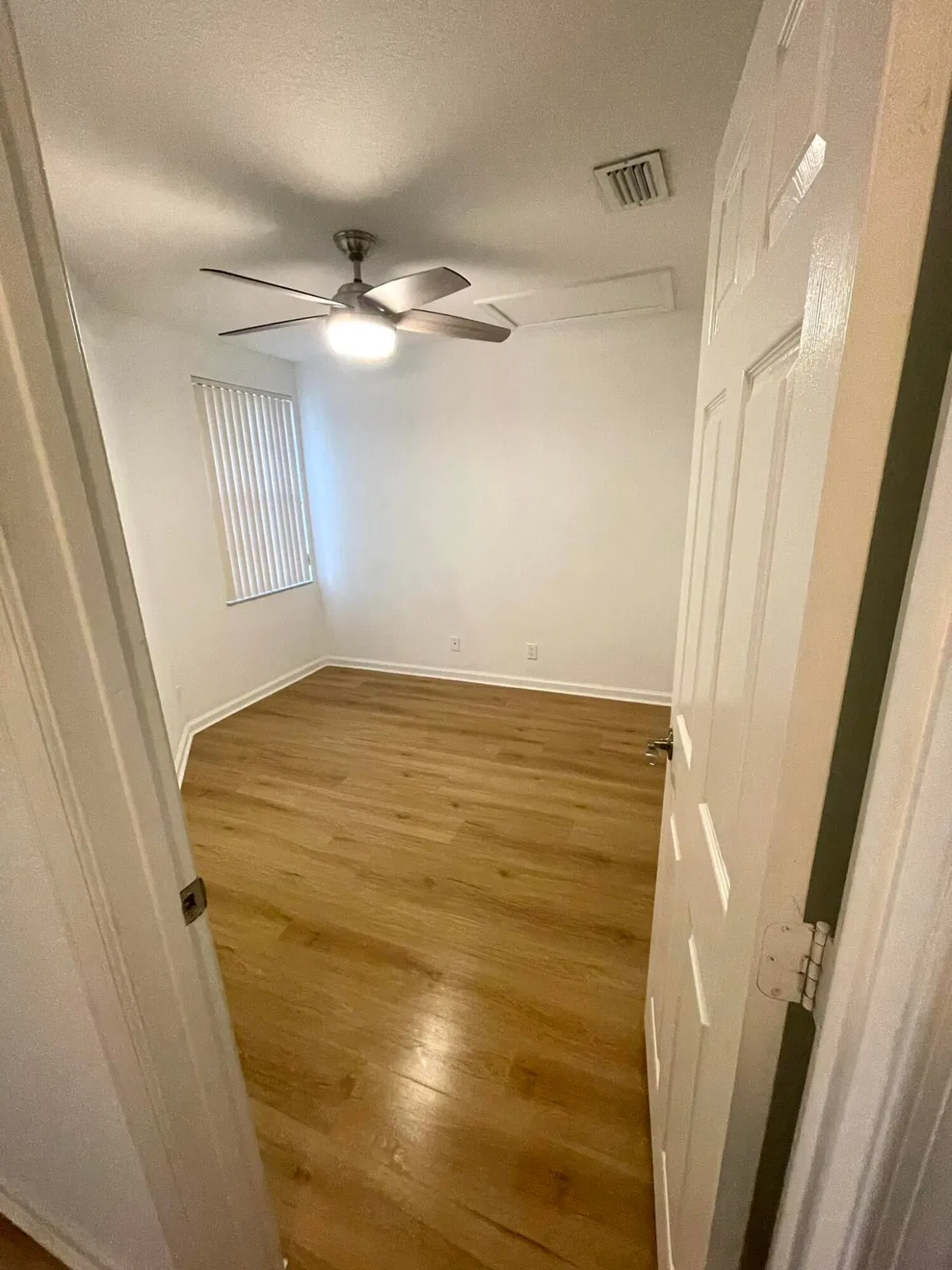 Residence photo 16
