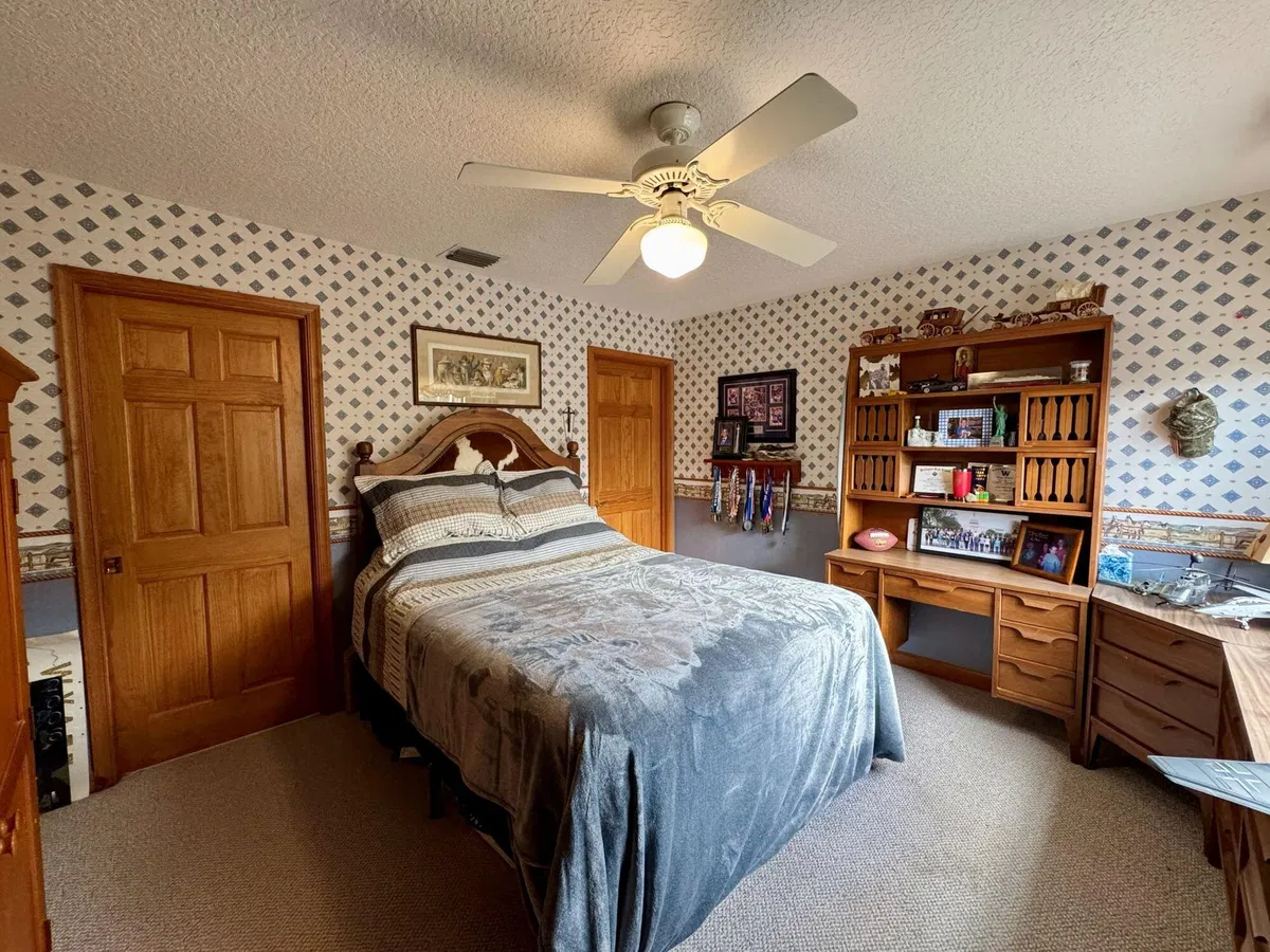 Saddle Trail Park Residence photo 61