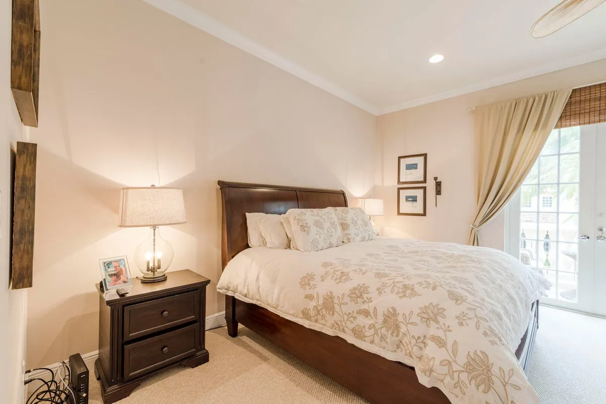 Residence photo 19