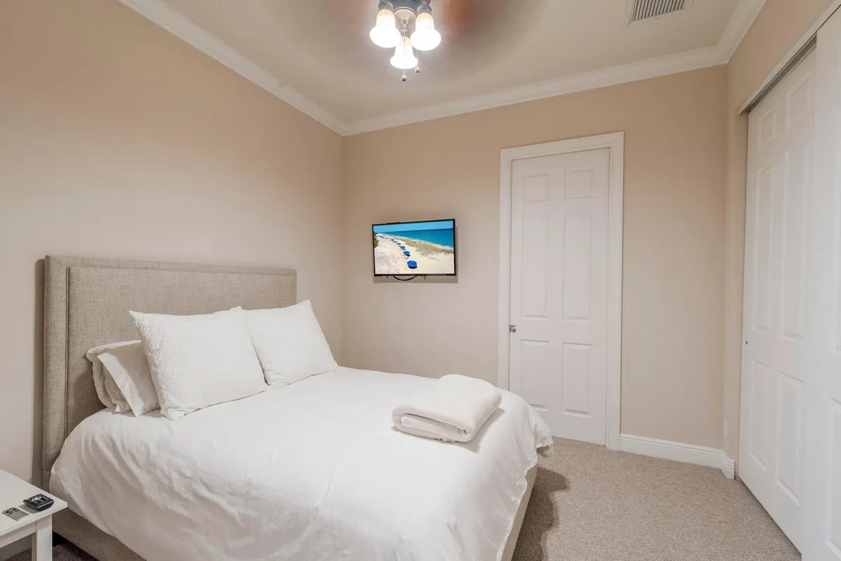 Residence photo 25