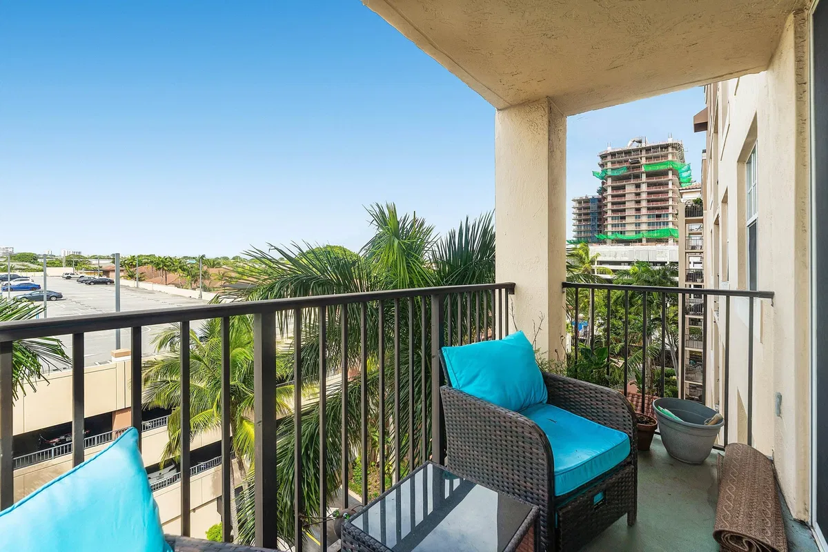 Flagler Pointe Unit 716 photo 19