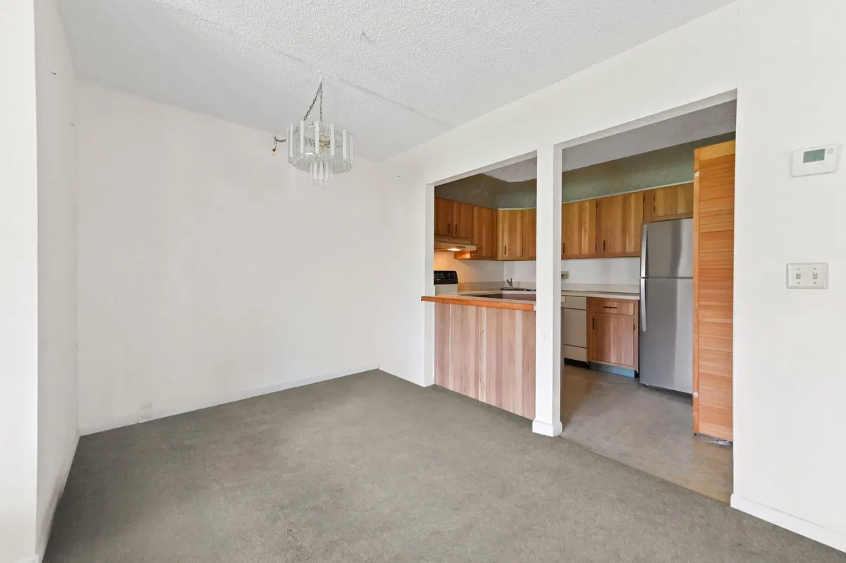 Unit B-1 photo 7