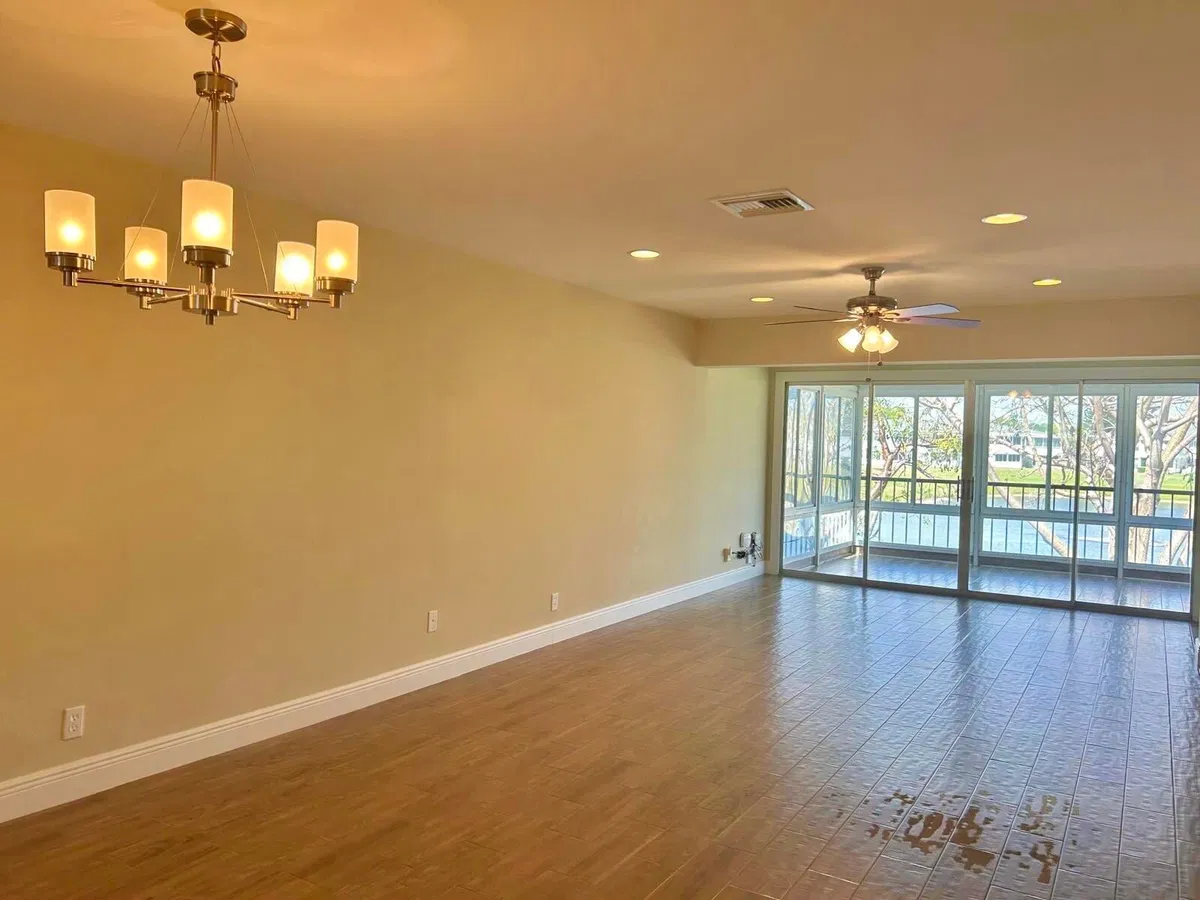 Unit 202 photo 13
