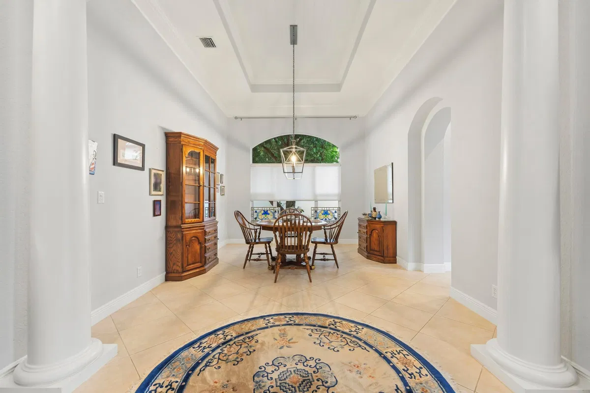 Residence photo 16