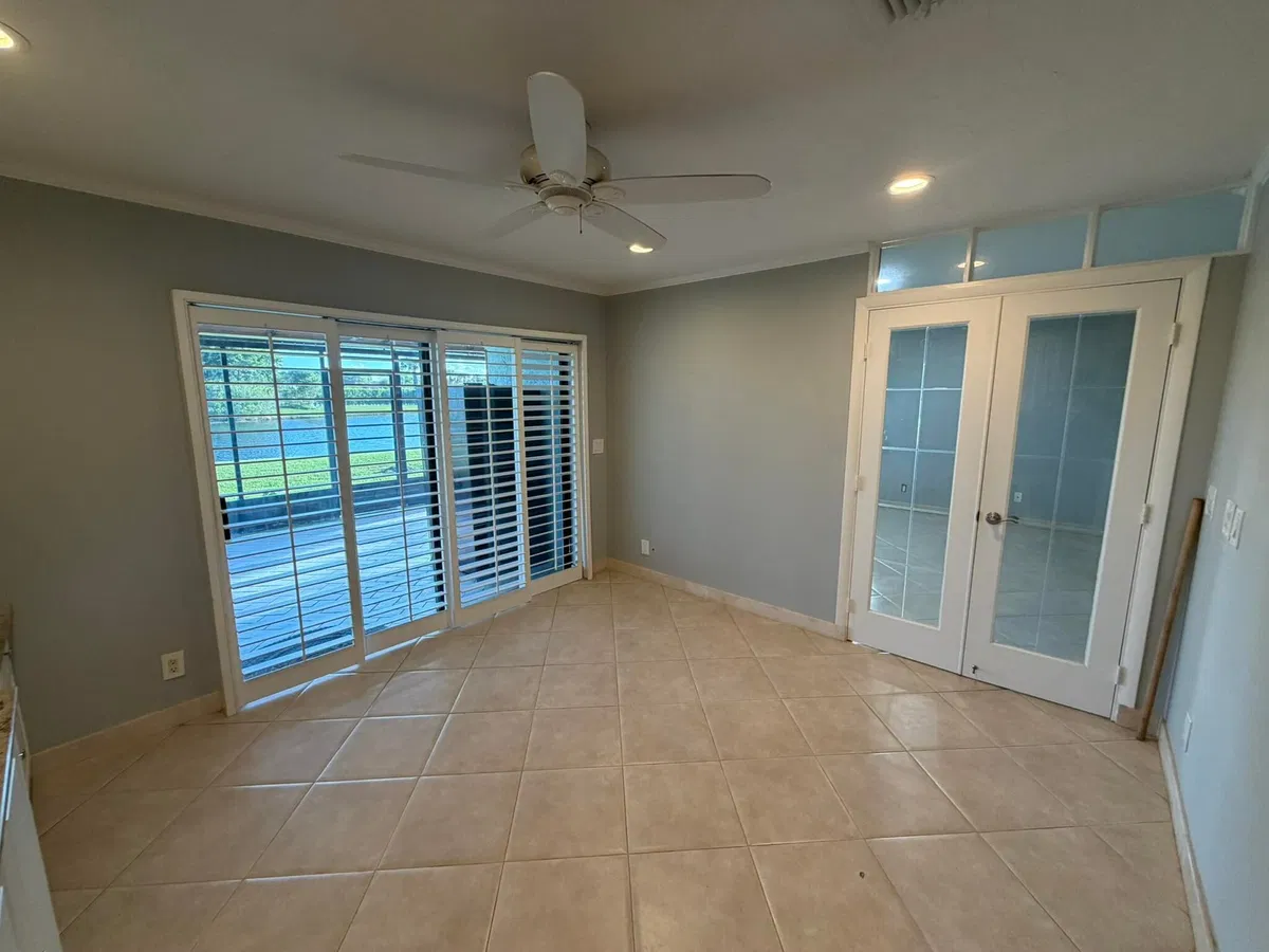 Residence photo 49