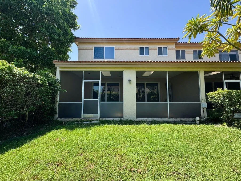  Residence photo 19