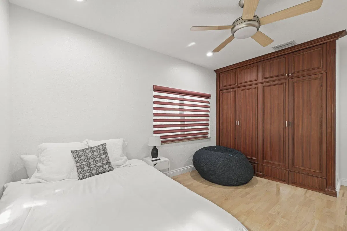 Boca Villas Residence photo 37