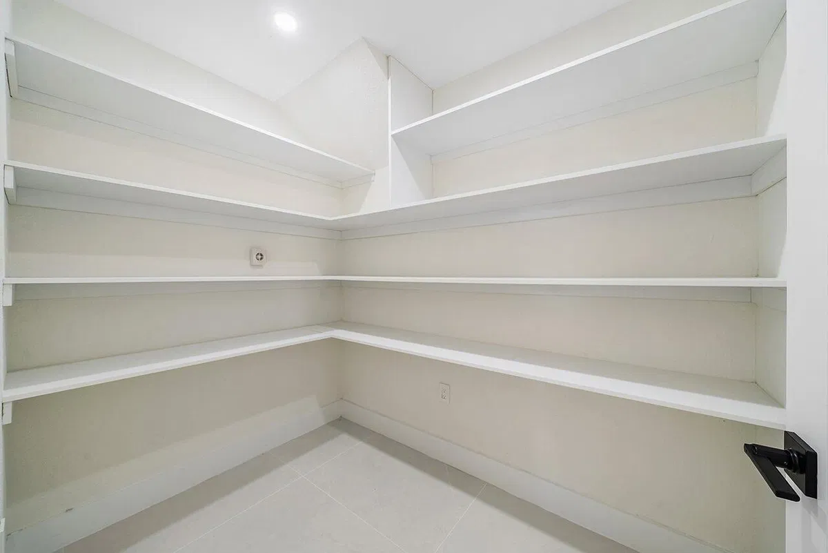  Residence photo 16