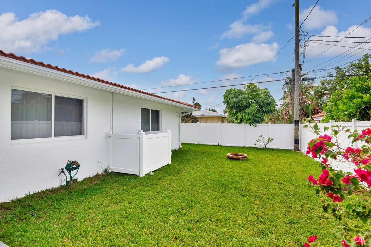  Residence photo 22