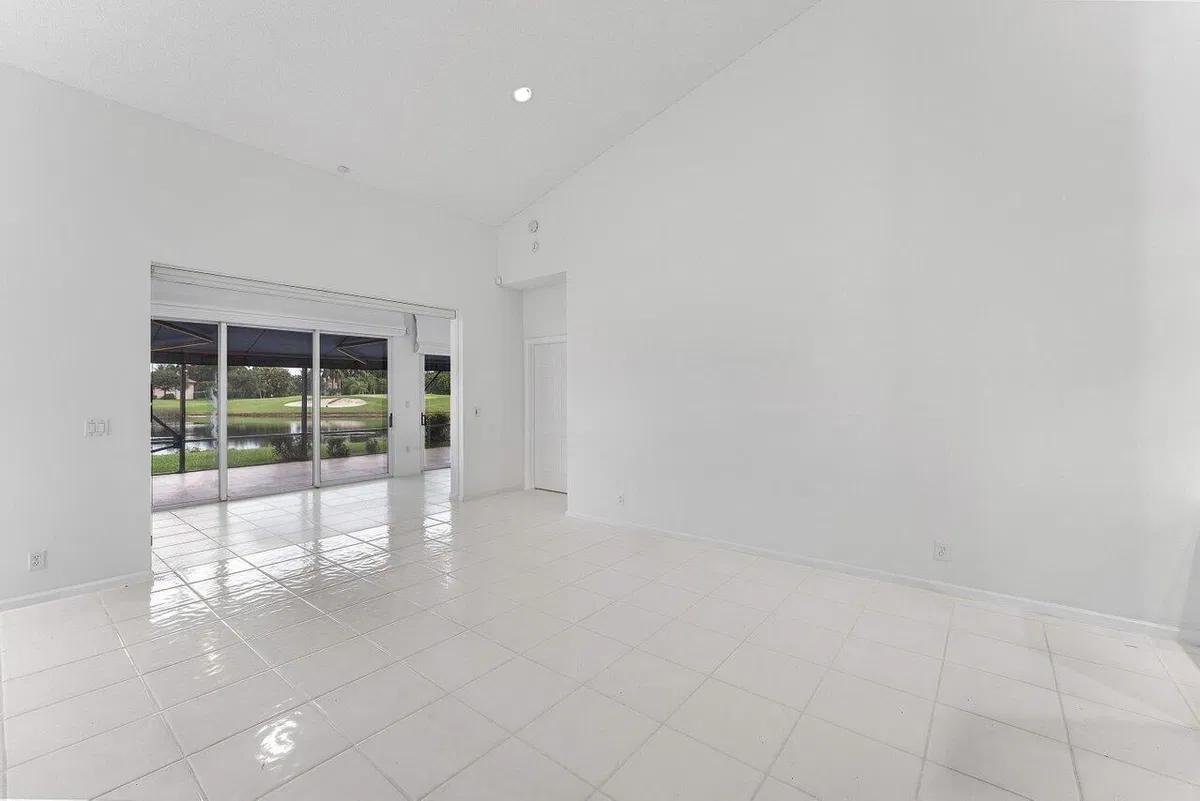 Residence photo 13