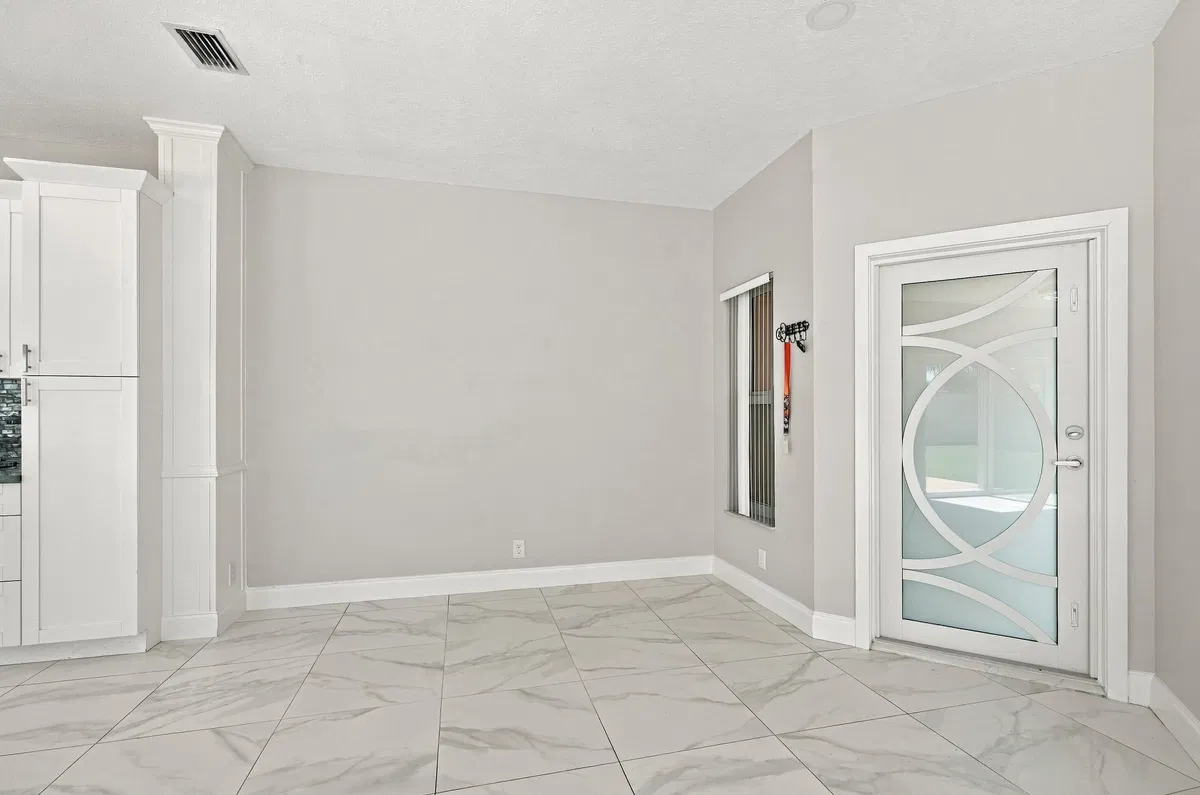 Residence photo 7