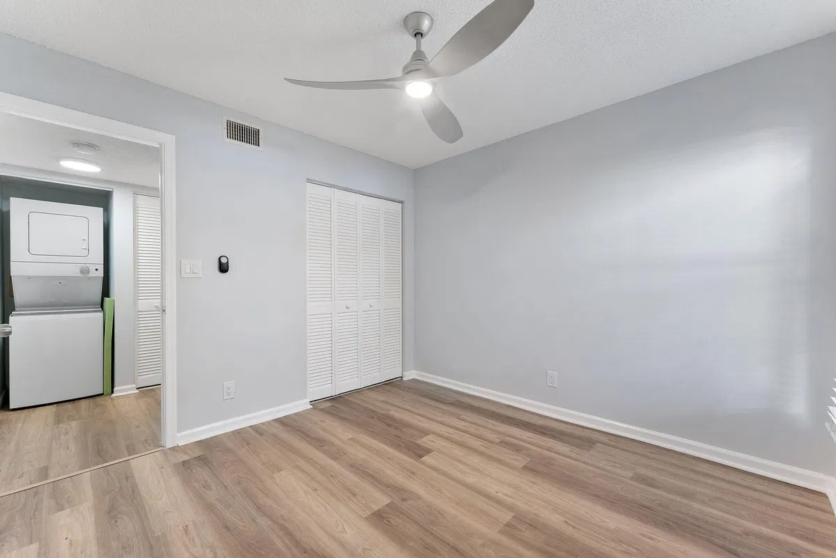  Unit 109 photo 16