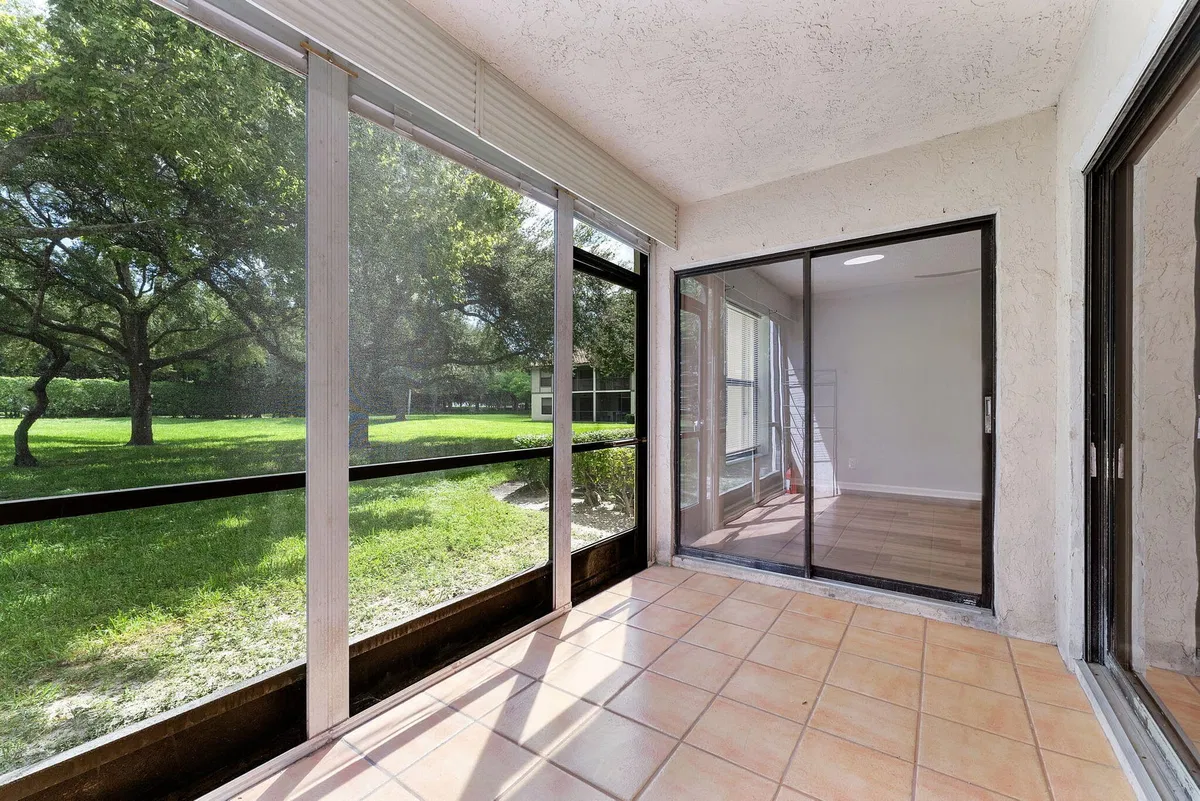  Unit 109 photo 28
