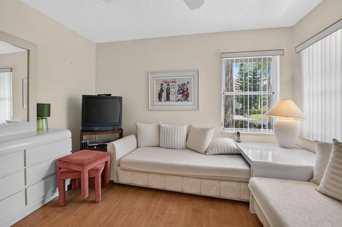 Residence photo 40