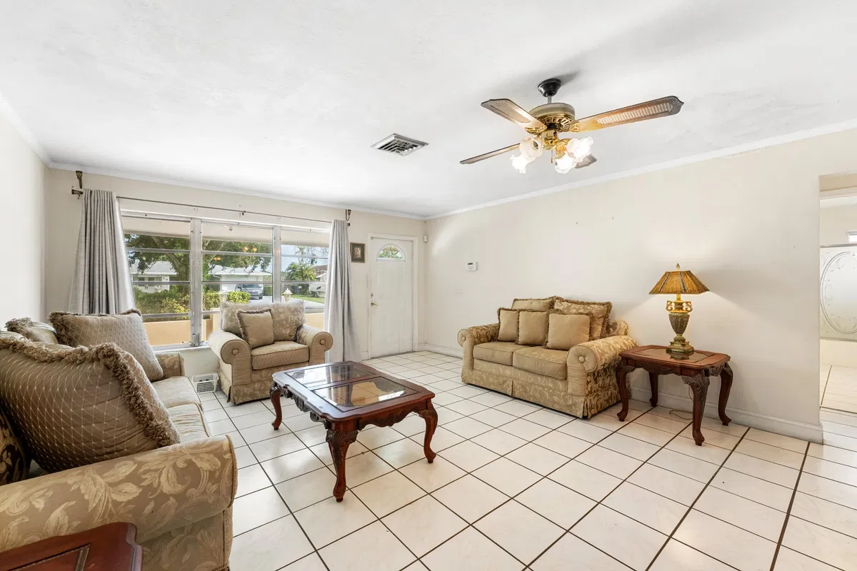 Residence photo 7