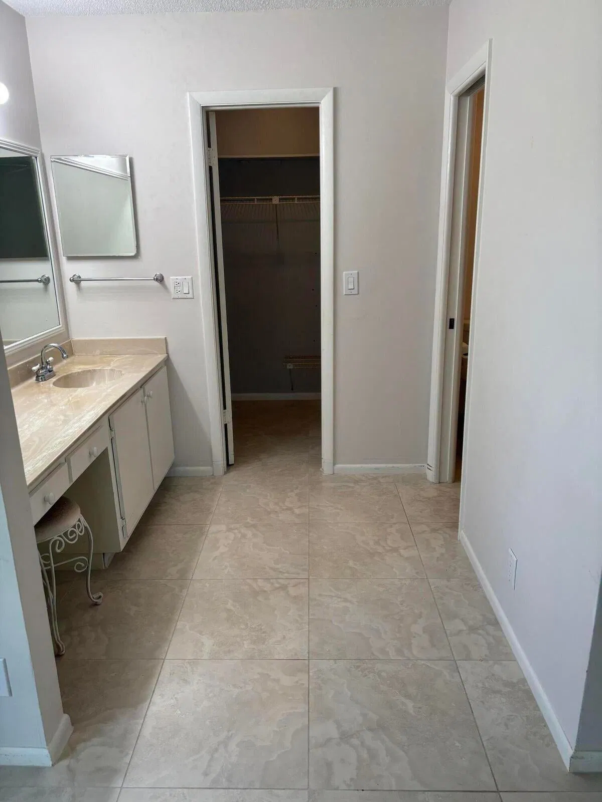 Residence photo 7