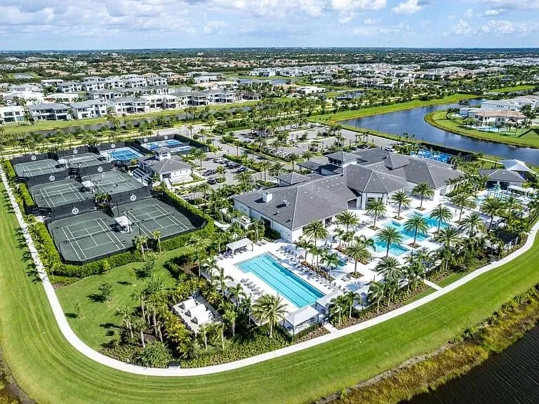 Boca Bridges Residence photo 52