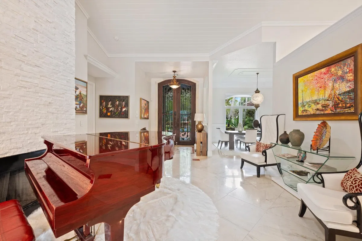 Paddock Park 1 Residence photo 19