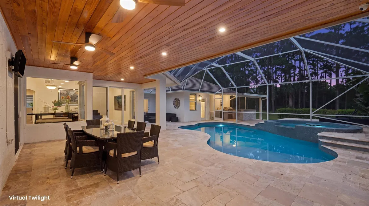 Paddock Park 1 Residence photo 58