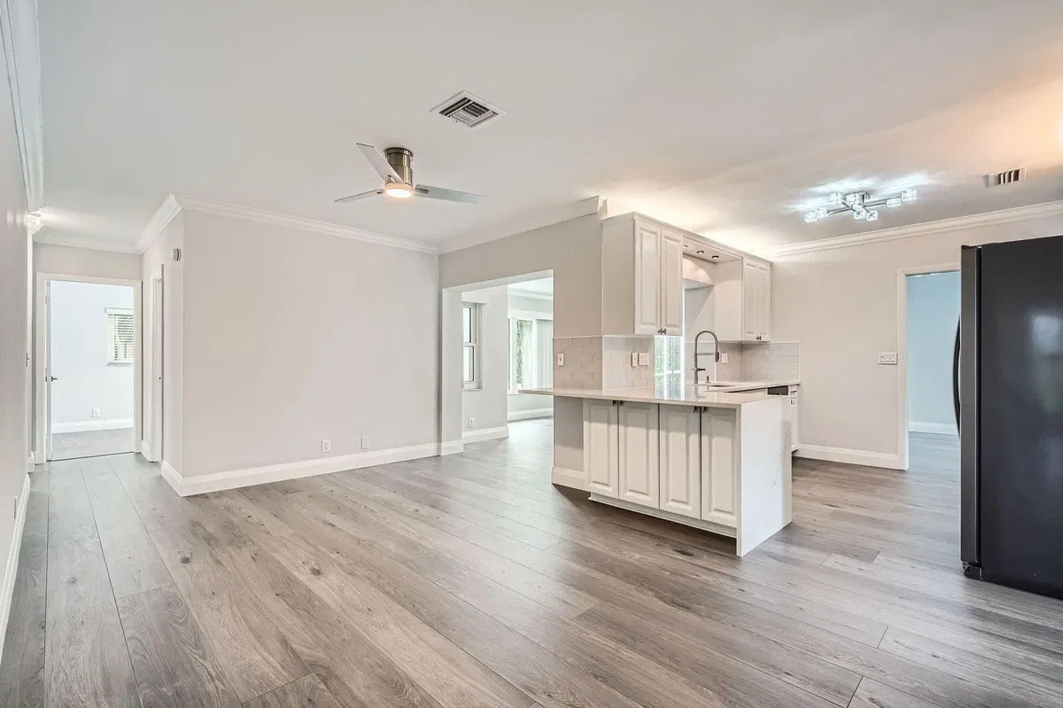 Residence photo 19
