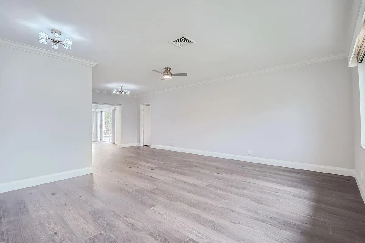 Residence photo 28