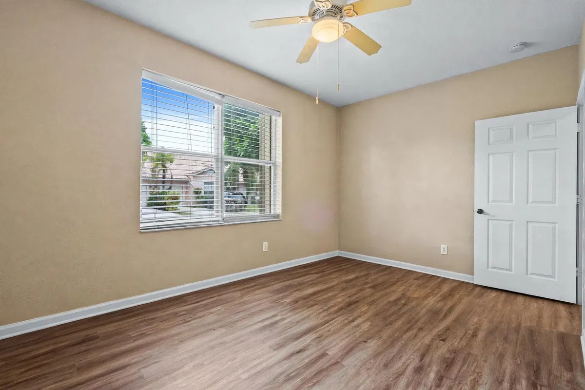  Residence photo 22