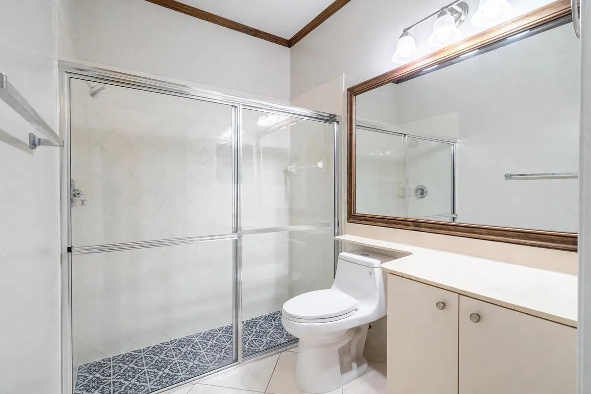  Residence photo 25