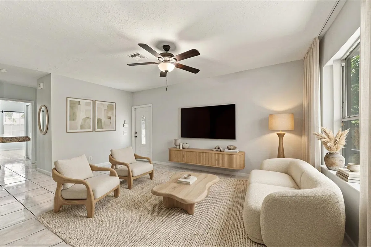 Residence photo 4