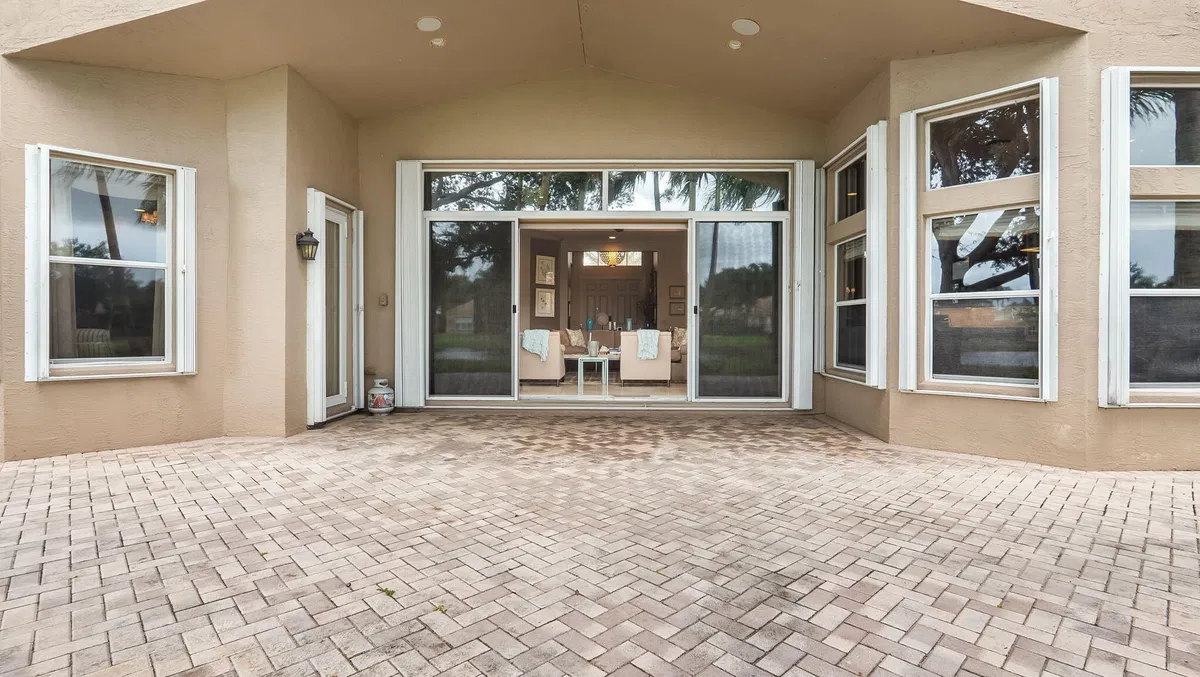 Residence photo 37