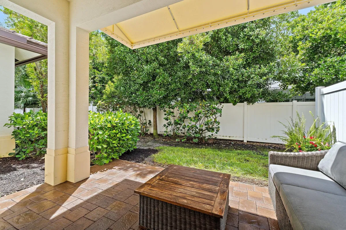 Residences at Midtown Palm Beach Gardens Residence photo 7