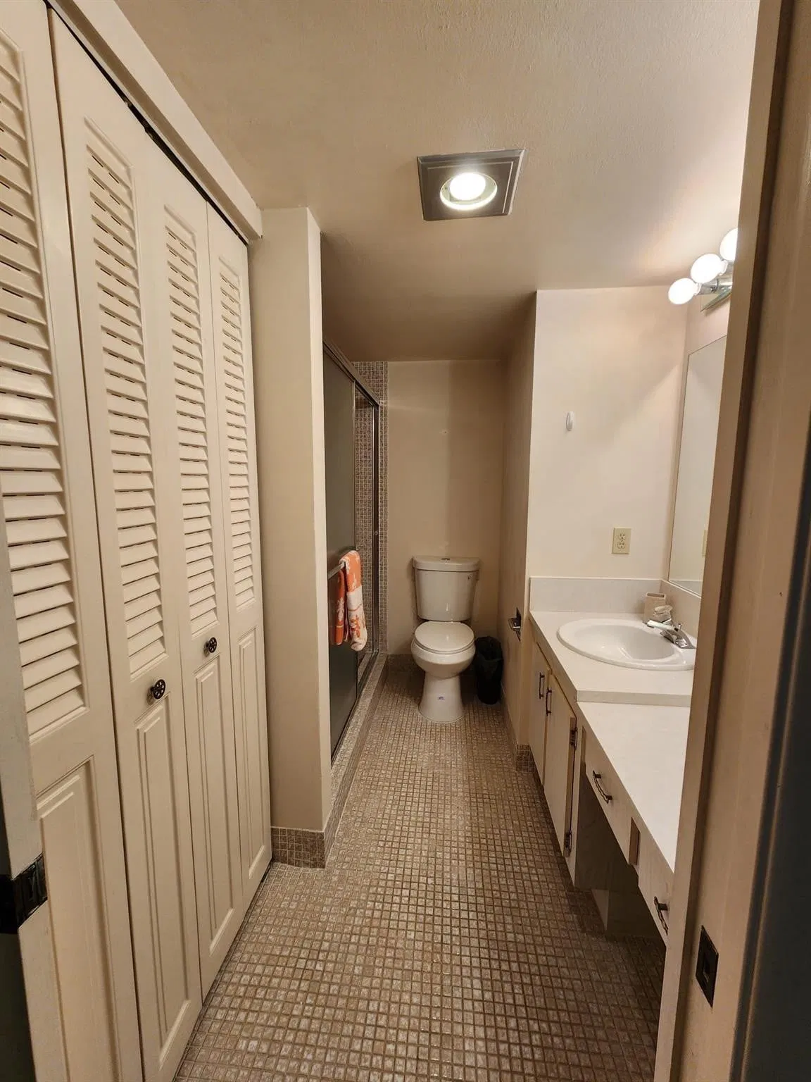  Unit 4033 photo 16