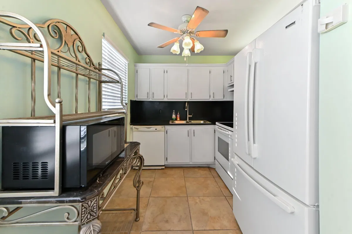 Residence photo 7