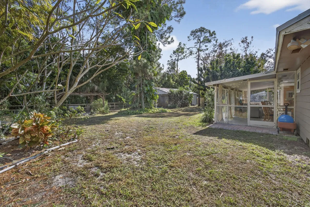  Residence photo 55