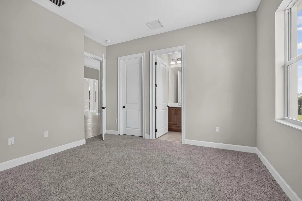 Residence photo 19