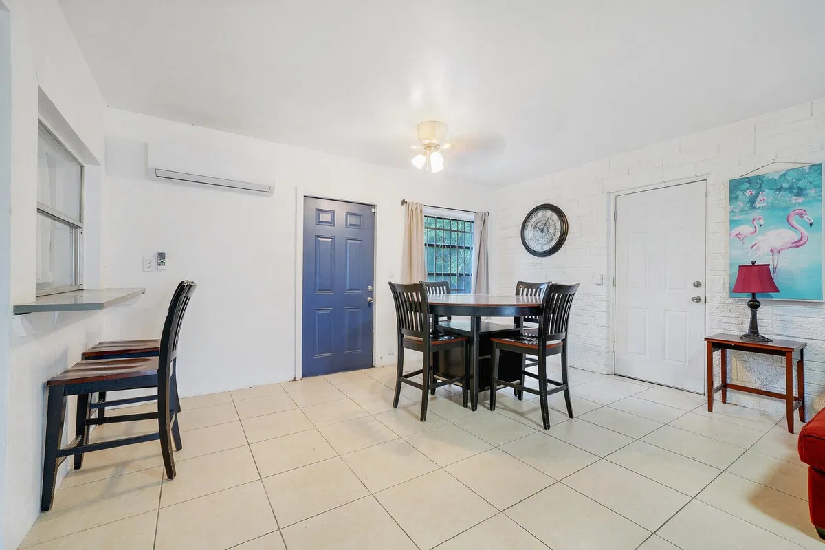 West Palm Beach Residence photo 7