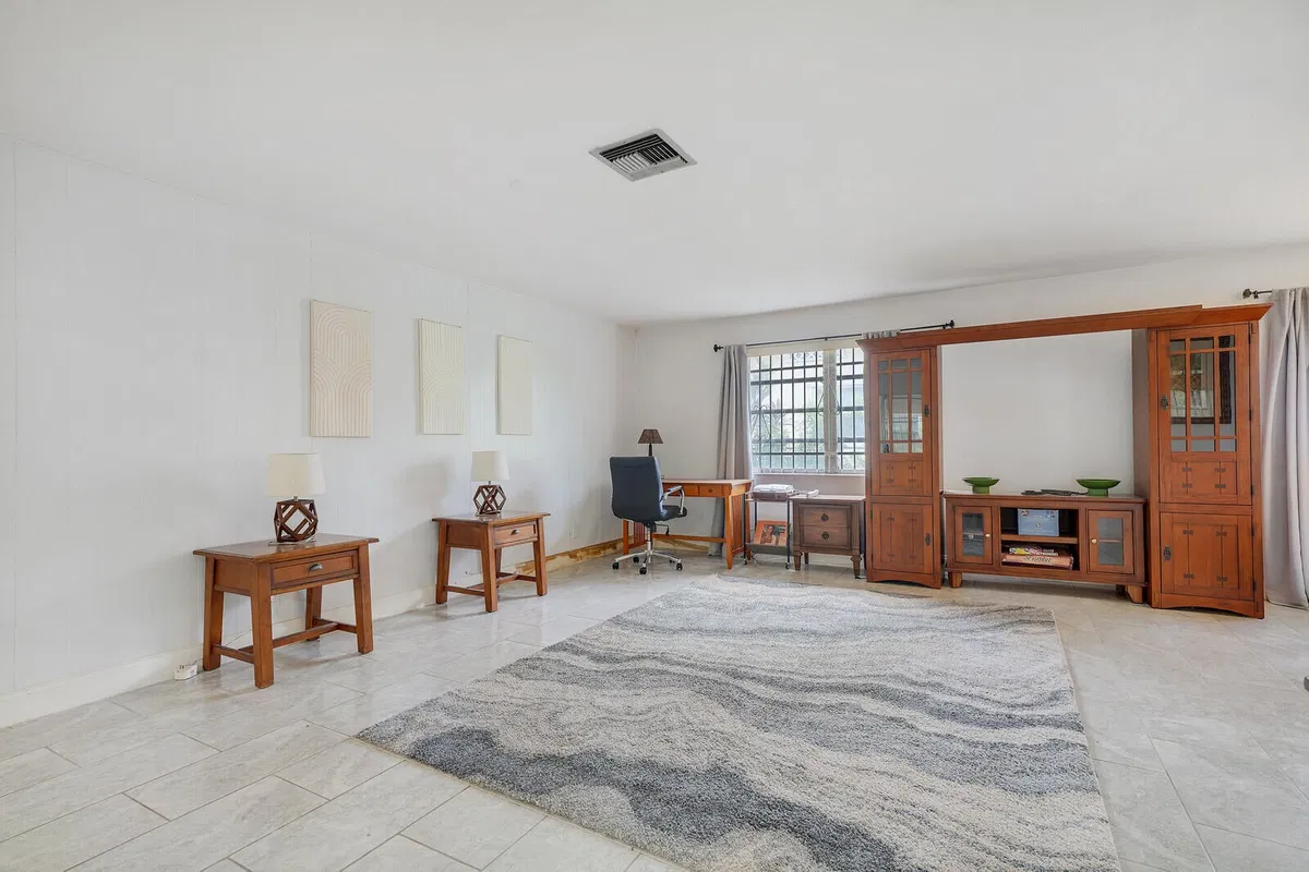 West Palm Beach Residence photo 13