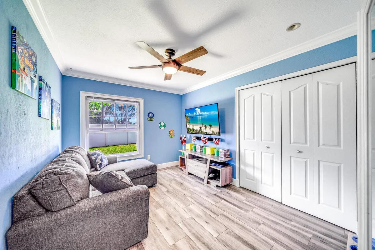 Residence photo 10