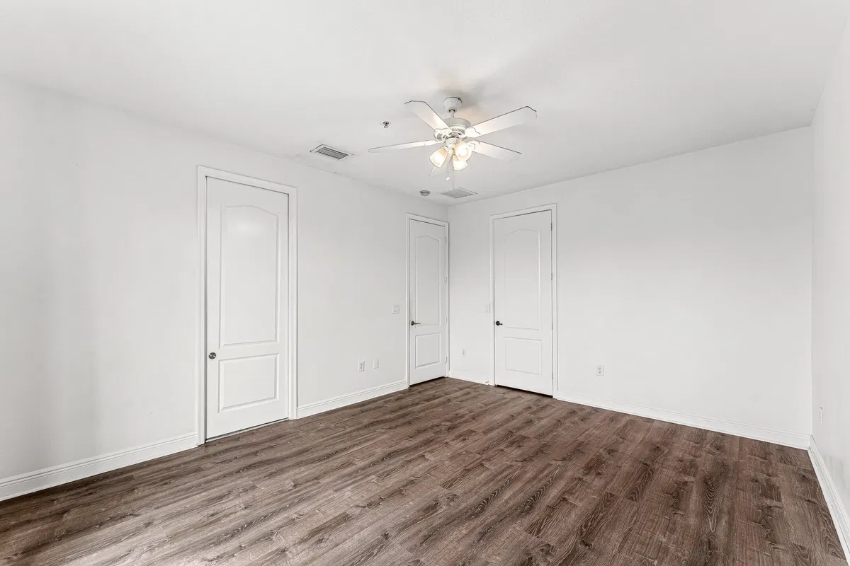 Residence photo 22