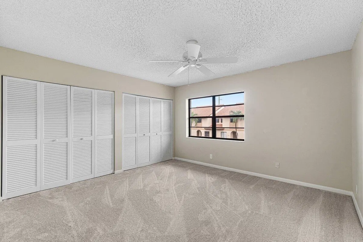 Residence photo 25