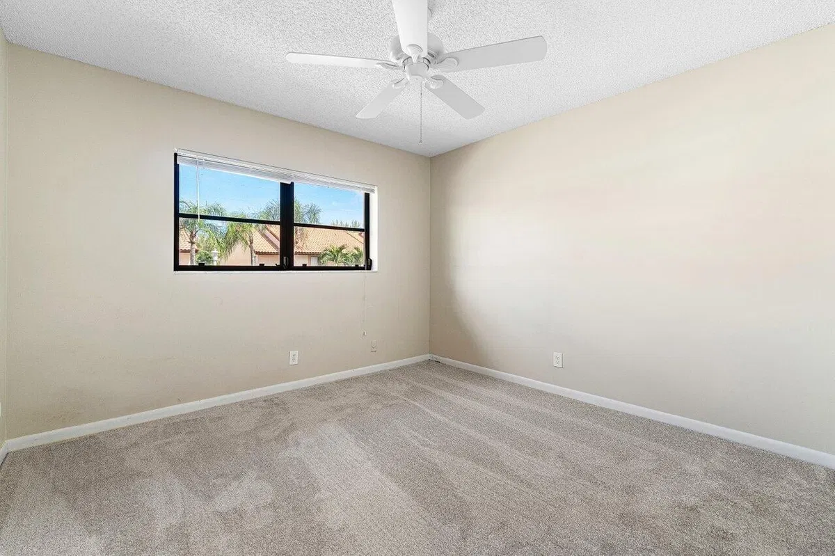 Residence photo 31