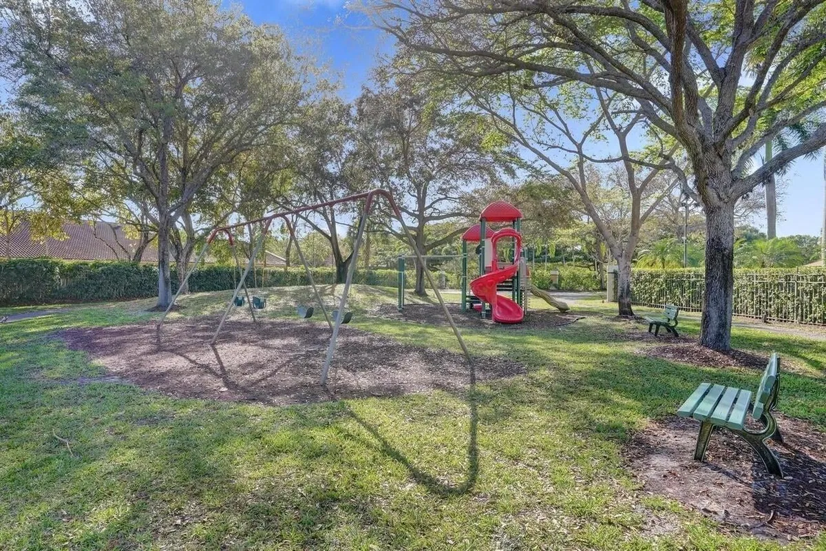 Residence photo 46