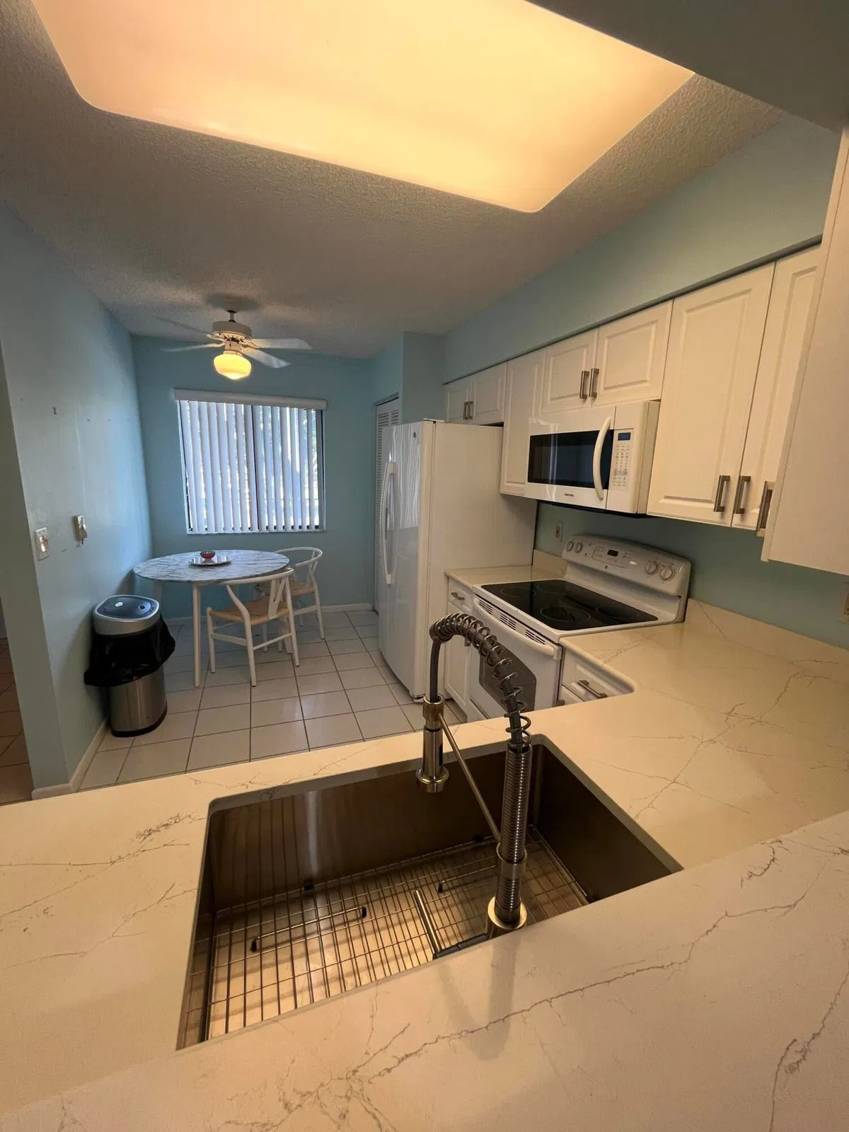 Unit 305 photo 10