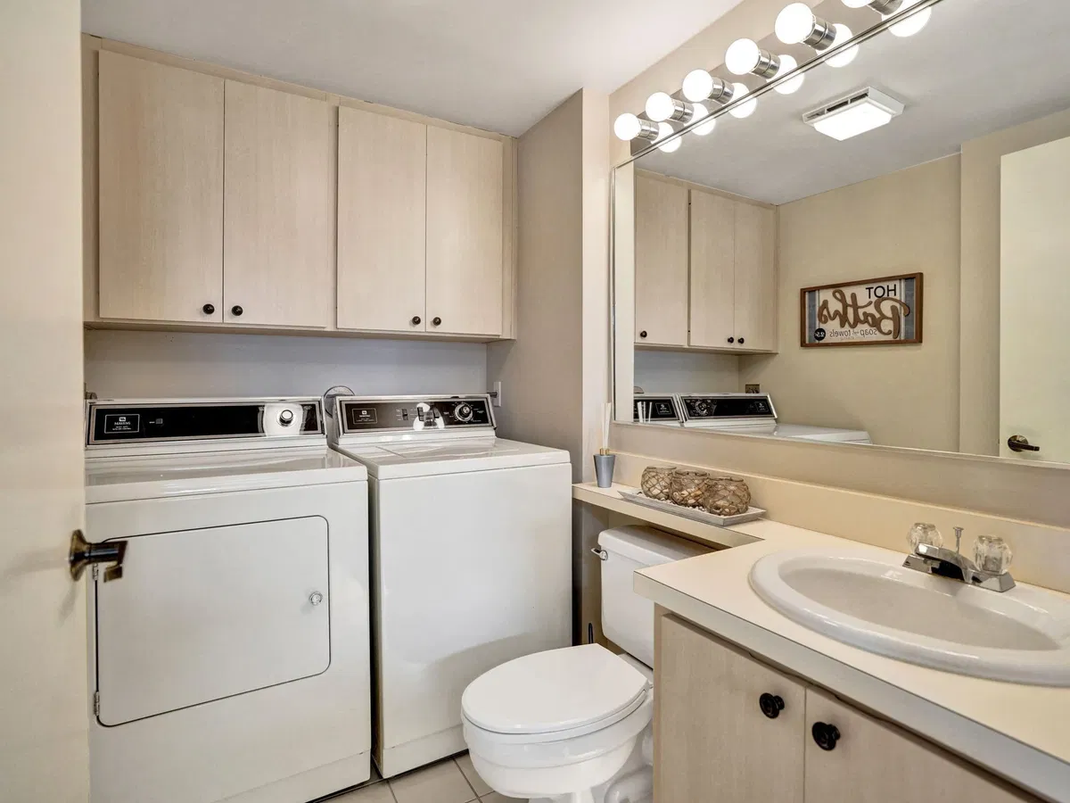 Residence photo 16