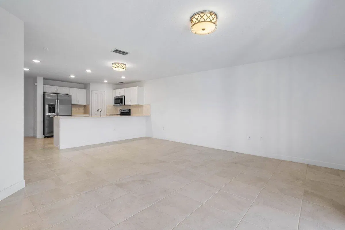 Residence photo 13
