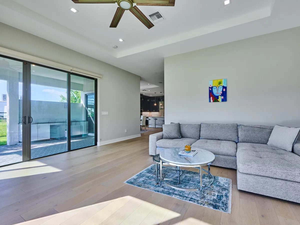 West Palm Beach Residence photo 13