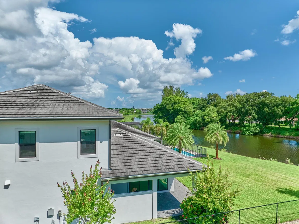 West Palm Beach Residence photo 25