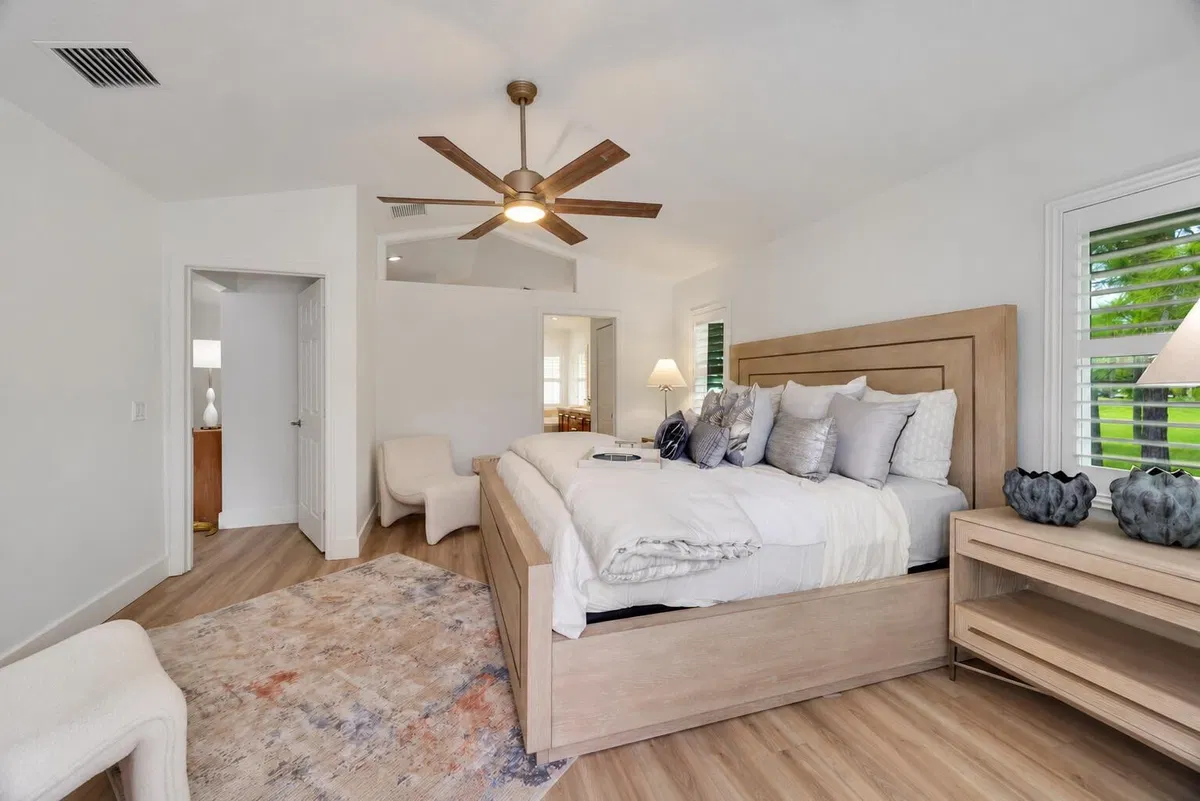 Residence photo 34