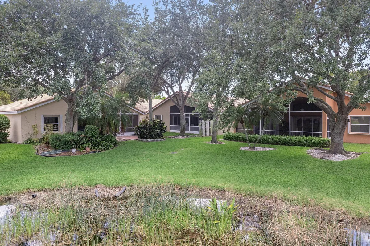 Residence photo 16