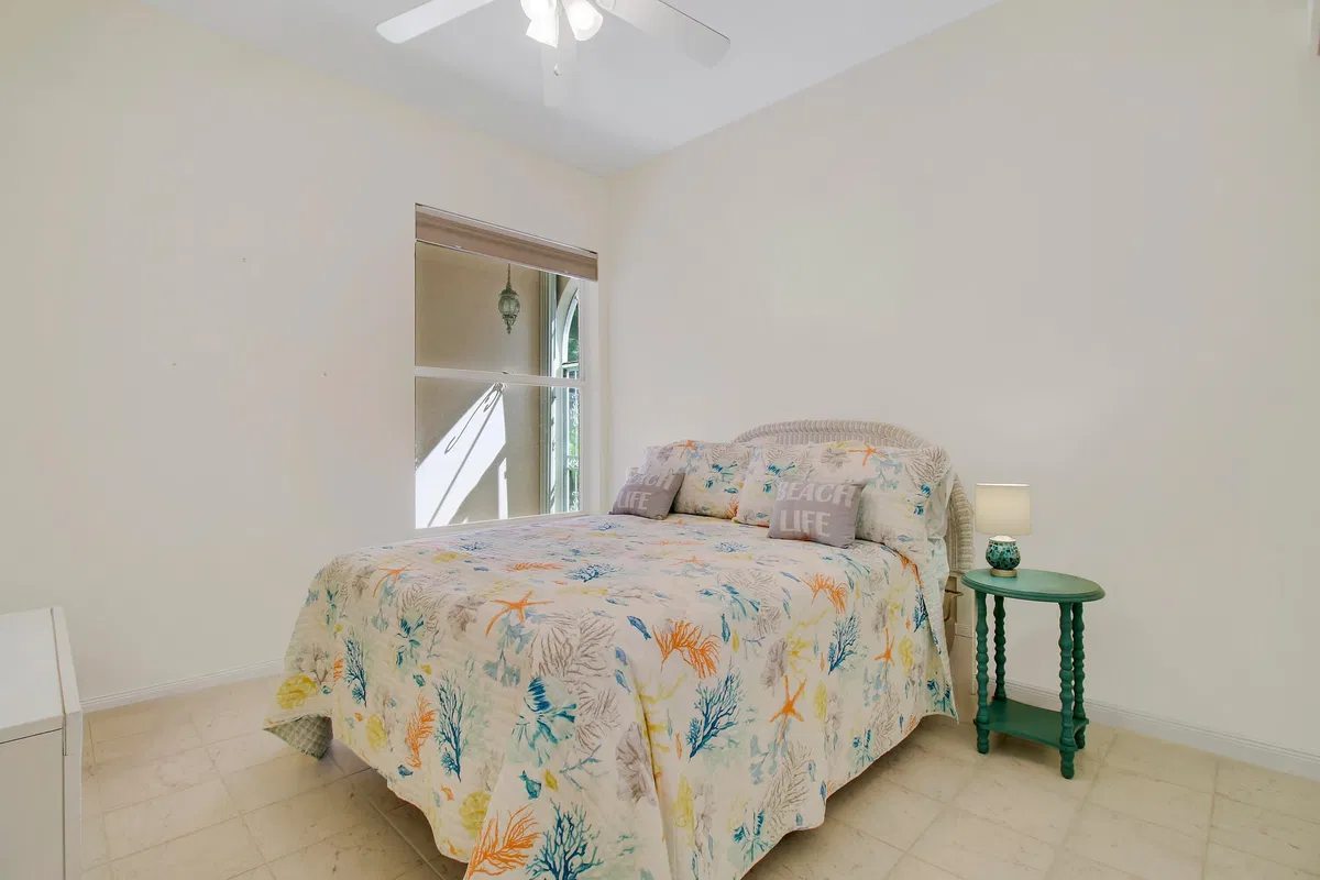 Residence photo 28