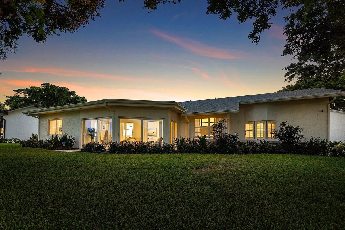 Residence photo 34